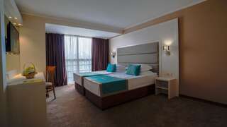 Отель Havana Hotel Casino & SPA - All Inclusive Золотые Пески Двухместный номер с 1 кроватью или 2 отдельными кроватями, балконом и видом на парк (для 2 взрослых)-16